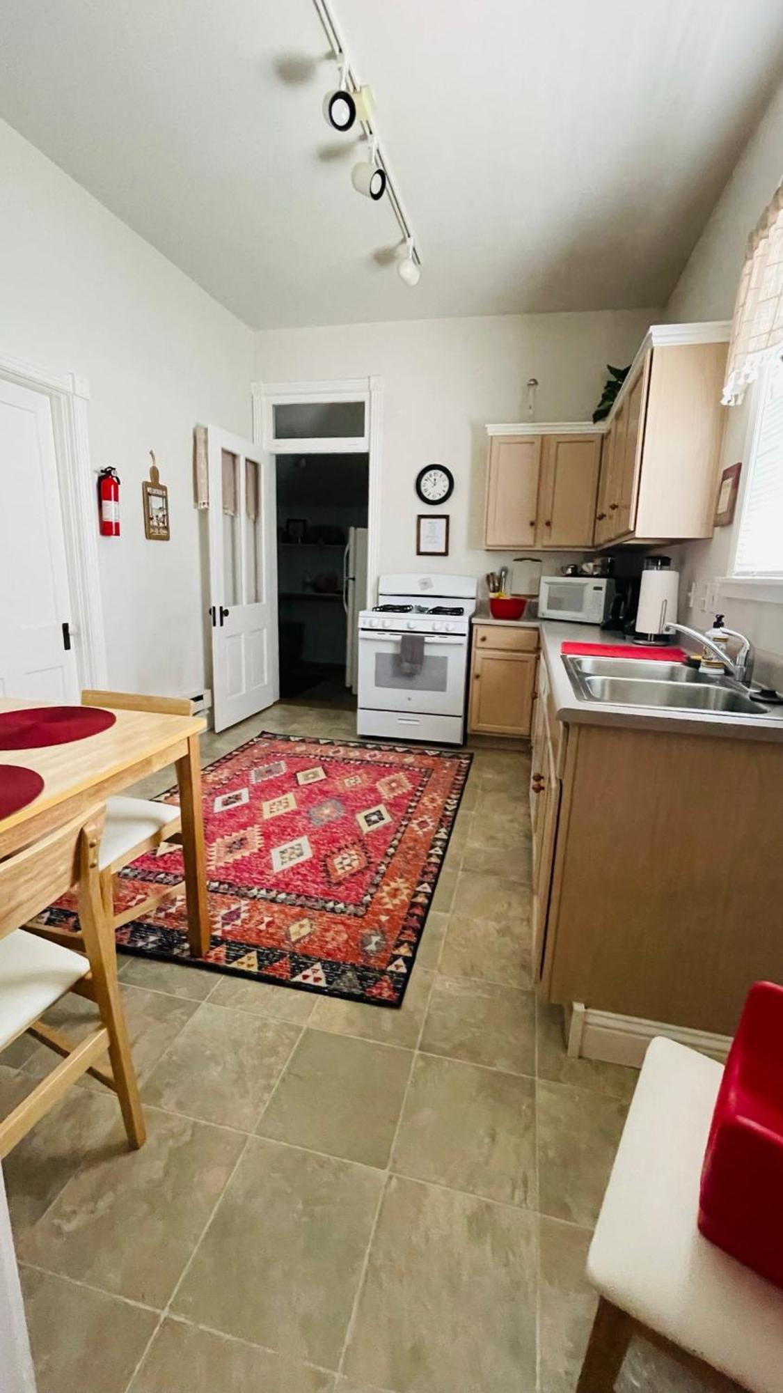 Villa Shotgun House