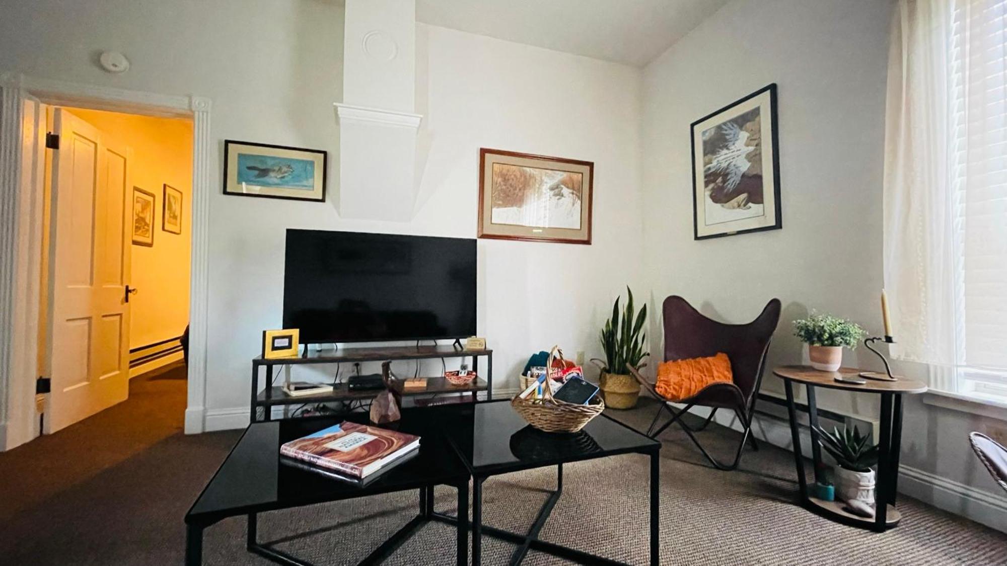 Villa Shotgun House Silverton
