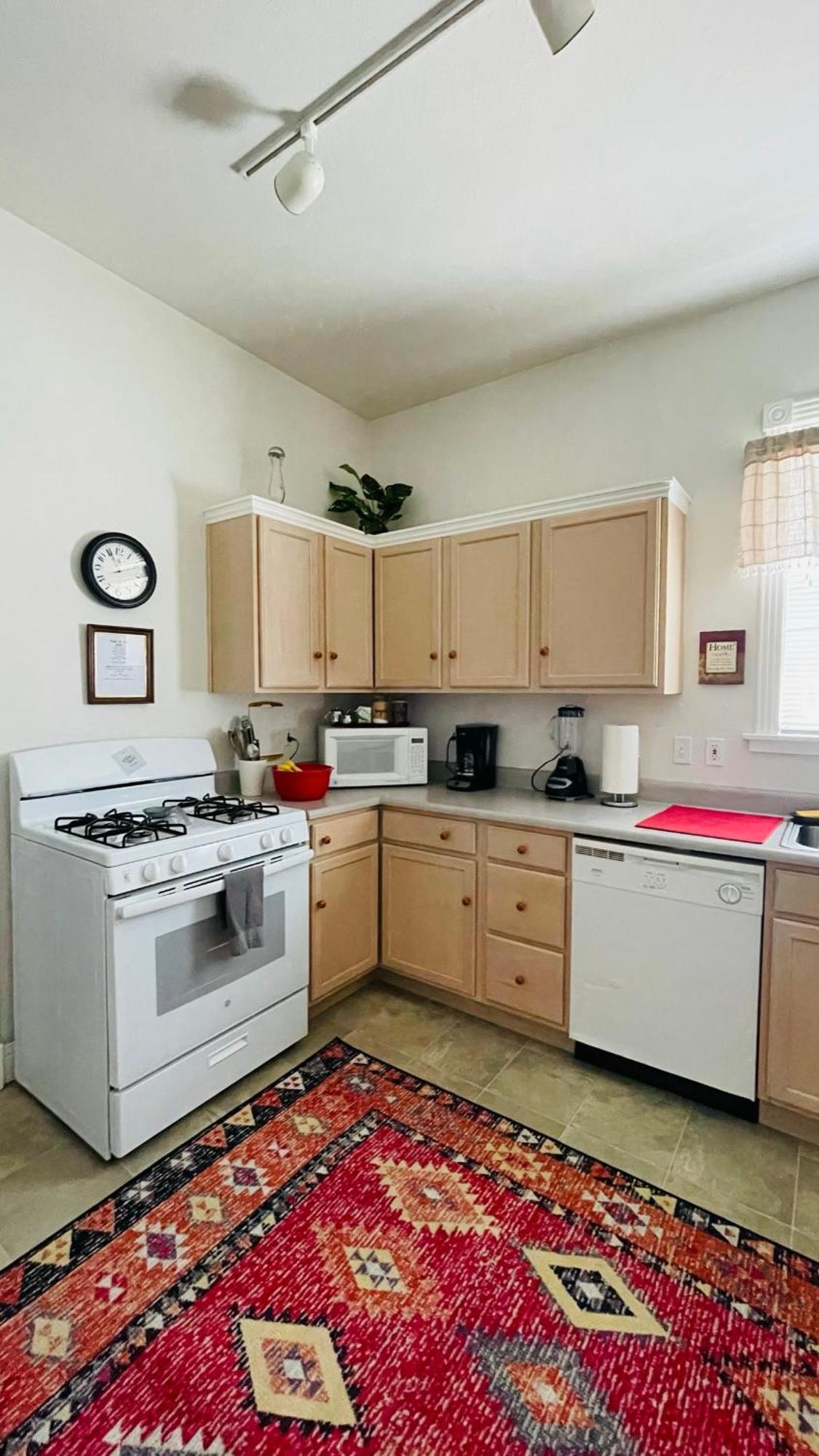Shotgun House Villa Silverton